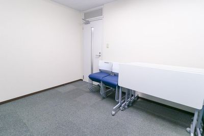 ふれあい貸し会議室 大阪駅前第２ビル ふれあい貸し会議室 梅田No132の室内の写真