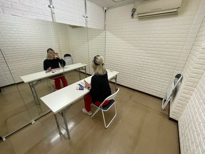 多目的スペース（会議室、教室、ダンス） - THビル2階Fルーム