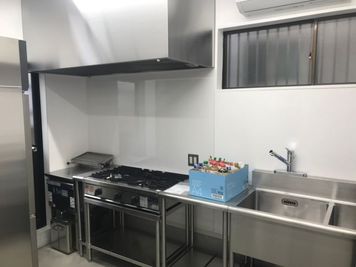 厨房 - 子ども食IKU堂 本格キッチン付きレンタルスペースの設備の写真