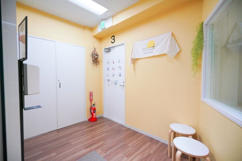 ピアノ練習室・楽器練習室【アップライトピアノS2室】 - ニコットミュージック葛西-nicotto music-