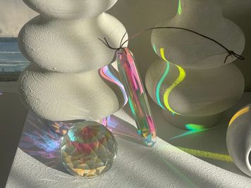 自然光xプリズムを使ってクリエイティブな作品を撮影出来ます！ - YUSHIMA STUDIO 701 YUSHIMA STUDIO　|　自然光◎南向き撮影スタジオの設備の写真