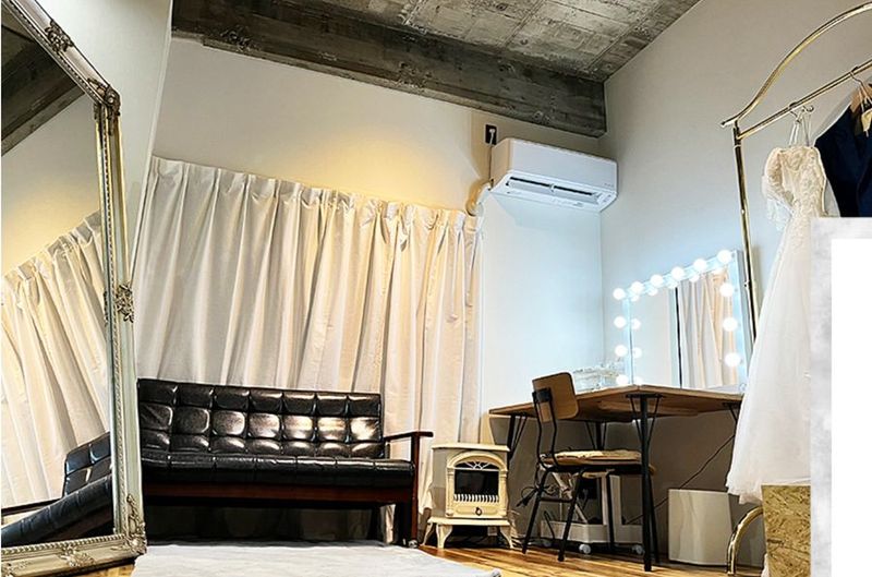 メイク台、鏡完備、レンタルサロン、リモートワークスペース - レンタルサロン 旅フォト