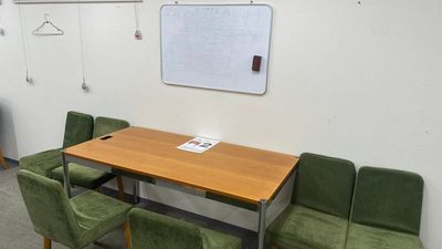 鷺沼駅10秒！エアコン付！オフィス感高い！さぎぬま貸し会議室、勉強＆作業デスク - さぎ沼会議室／さぎ沼シェアオフィス