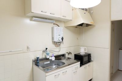 キッチン。調理はできません。 - 東三国キッズレンタルスペースの設備の写真