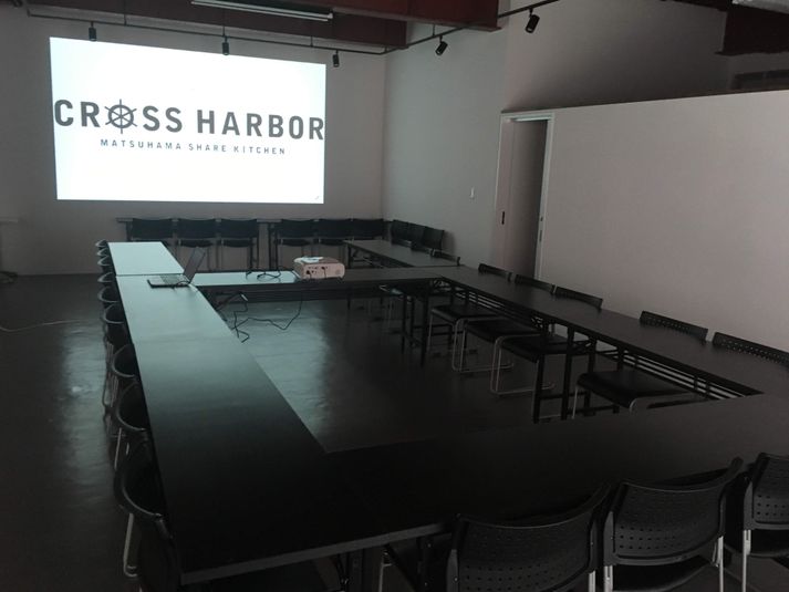 シェアキッチン - CROSS HARBOR