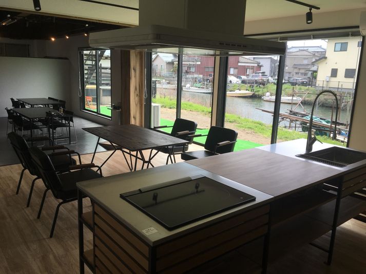 シェアキッチン - CROSS HARBOR