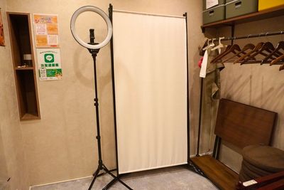パーテーションが３つとライトです♪ - Moff room🧸《下北沢店》 🧸Moff room🧸1〜15名様ママ会向けスペースの設備の写真