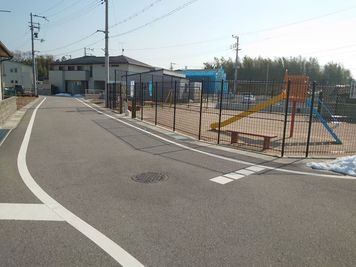 この公園の隣です。 - スタジオゆうタウン ヨガ・ダンススタジオレンタルスペースの外観の写真