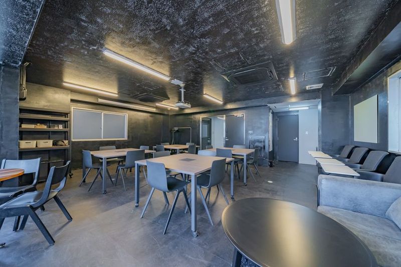 【2025年1月OPEN】神保町徒歩3分！最大25名利用可能 - SPOT神保町三井ビルディングサイドKURO