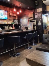 アプリのログイン配信サービスもご利用いただけます。アンプを通して、店内のスピーカーに出力しています
HDMIケーブル完備 - CafedeMariカフェドマリ　レンタルカフェ、シェアカフェ カフェ＆スタジオ！キッチンもカウンターも丸ごと利用できますの設備の写真