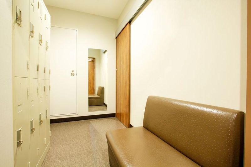 貸切会場 - レンタルホールアーサー