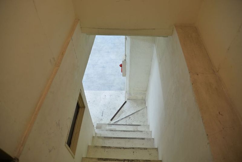 地下の明るい広々スペース - 大阪本町・心斎橋駅より徒歩圏内・自由にご利用下さい