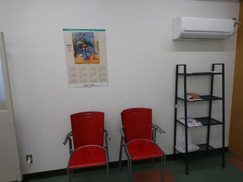 綿谷ビル 2階シェアスペース(ソファーブース)の設備の写真