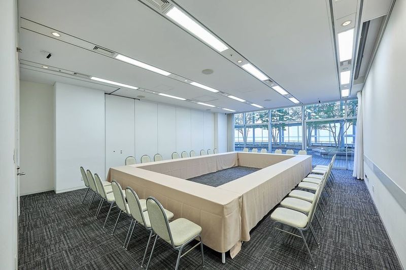 802号室 - 大阪会議室 ブリーゼプラザ　ホール＆カンファレンス