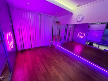福岡本店　レンタルスタジオ　STUDIO BUZZ 3stの室内の写真