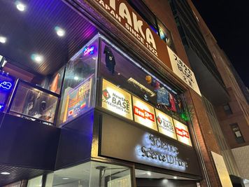 心斎橋sports bar BASE 立地最強！カフェ、バー、カラオケ利用ができるレンタルスペース！の外観の写真