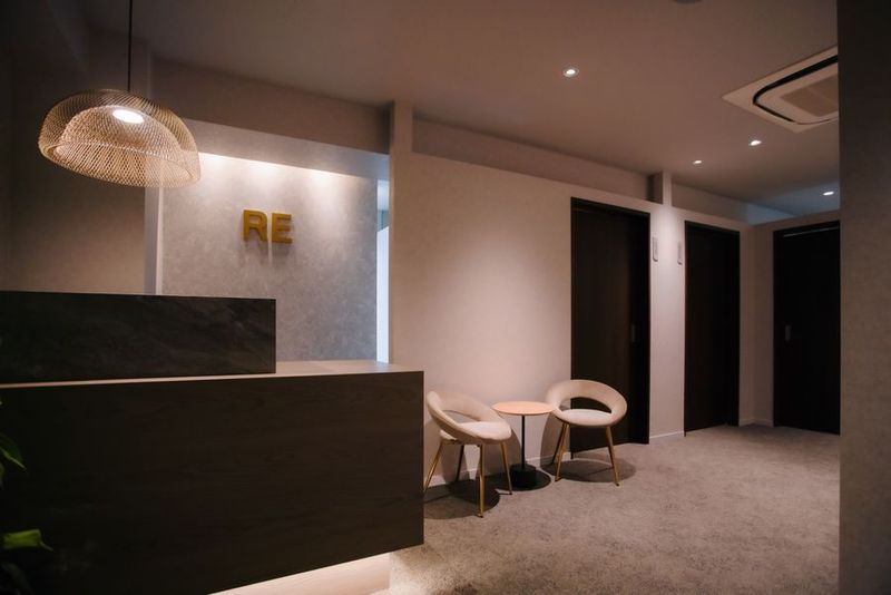 レンタルサロン　自動チェアー付き個室ルーム【quatre】 - 脱毛・セルフホワイトニングサロン　RE