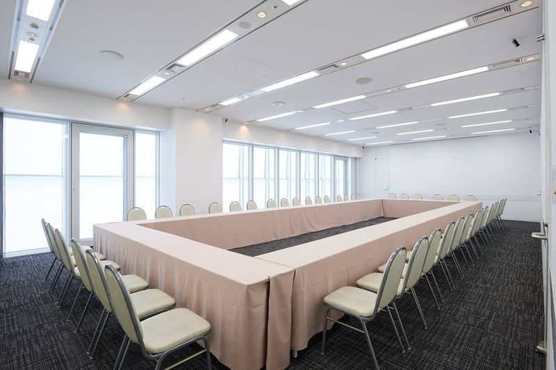 805号室 - 大阪会議室 ブリーゼプラザ　ホール＆カンファレンス