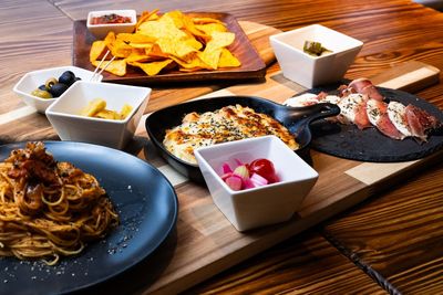 ビュッフェコース - 心斎橋sports bar BASE 立地最強！カフェ、バー、カラオケ利用ができるレンタルスペース！の設備の写真