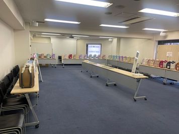 ランドセル展示会の様子１ - SMG/四ツ橋・サンワールドビル ＳＭＧ貸し会議室/サンワールドビル2号室の室内の写真