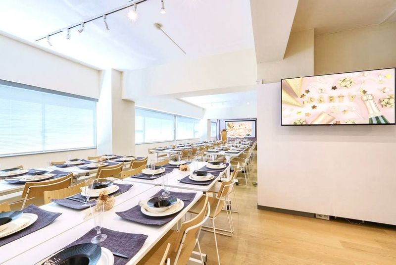 席数76のイベントスペース・貸会議室 - LAMP（ランプ） 御茶ノ水店