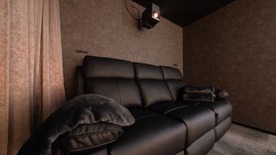 598_SpemoCINEMA大阪梅田の室内の写真