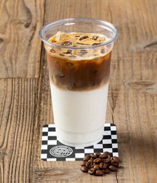 冷たいお飲み物各種 - 湯河原パークウェイ+バイカーズパラダイス南箱根 日中プラン（8:30-17:30):9時間　平常期　の室内の写真