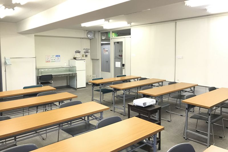 第二会議室【3名掛け最大30席】 - 高崎白銀ビル貸し会議室