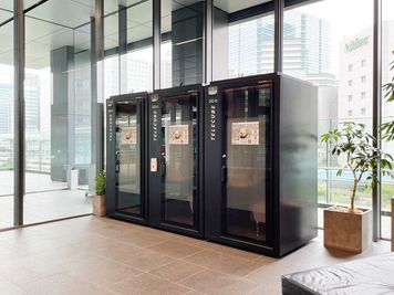 【テレキューブ】大崎ウィズタワー 3F　視線と音を遮る、プライベートな集中環境。(242-01) - テレキューブ 大崎ウィズタワー 3F