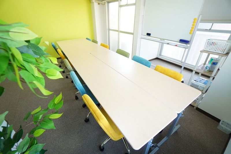 レオン会議室 - レオン会議室