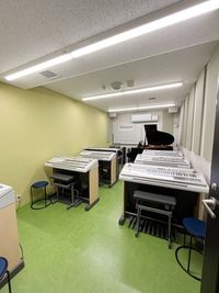 ヤマハミュージック直営教室！【西新駅徒歩4分】ピアノとエレクトーン両方演奏できるお部屋です - 西新センター