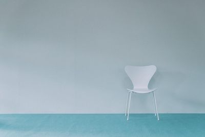 カラーカーペット（ライトブルー） - アンスピラシオン (Anspiration)  光に包まれた北欧の家の設備の写真