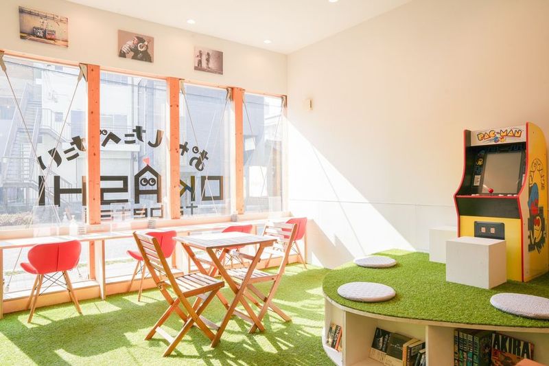 自販機・駄菓子食べ放題付のレンタルスペース - アバター菓フェ　OKASHI tabetai