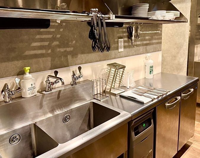 キッチン付きレンタルスペース - ライブカフェ 『 ミカツキ 』