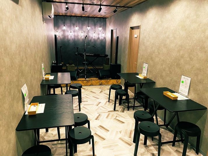 キッチン付きレンタルスペース - ライブカフェ 『 ミカツキ 』