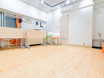 フィルスペ会議室 《新大阪フォーカス》の室内の写真