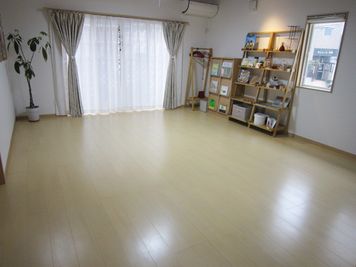 レンタルスペース「ログカフェ」 A-roomの室内の写真