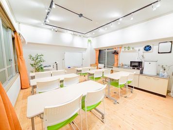 フィルスペ会議室 《新大阪フォーカス》の室内の写真