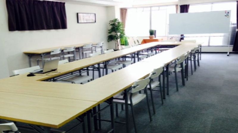 貸し会議室 4階 402号室 - ベーコンラボ京都駅