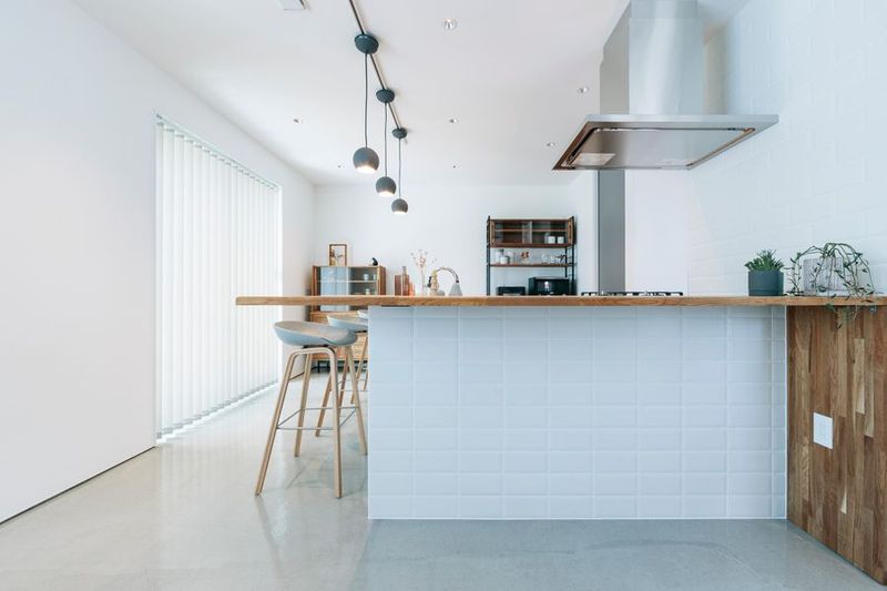 「一棟丸ごと＋はなれ」のモデルハウスレンタルスペース - Stack House HALM