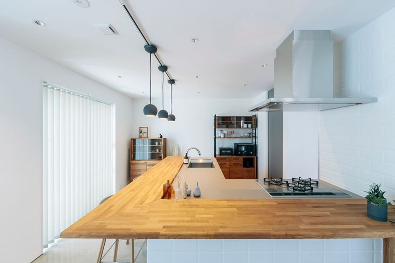 「一棟丸ごと＋はなれ」のモデルハウスレンタルスペース - Stack House HALM