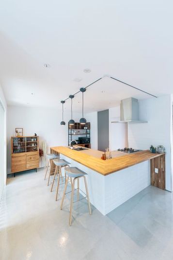 「2階建て一棟丸ごと」のモデルハウスレンタルスペース - Stack House HALM