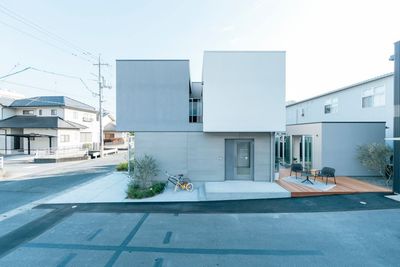 正面外観 - Stack House HALM 「一棟丸ごと＋はなれ」のモデルハウスレンタルスペースの外観の写真