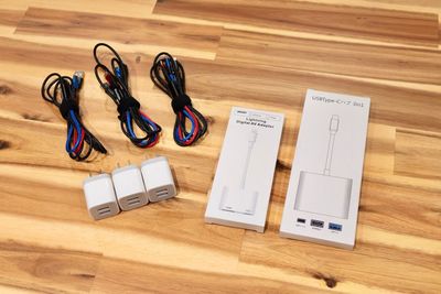 充電器、HDMI変換ケーブル（Type-C/Lightning） - Aivicスペース元町中華街の設備の写真