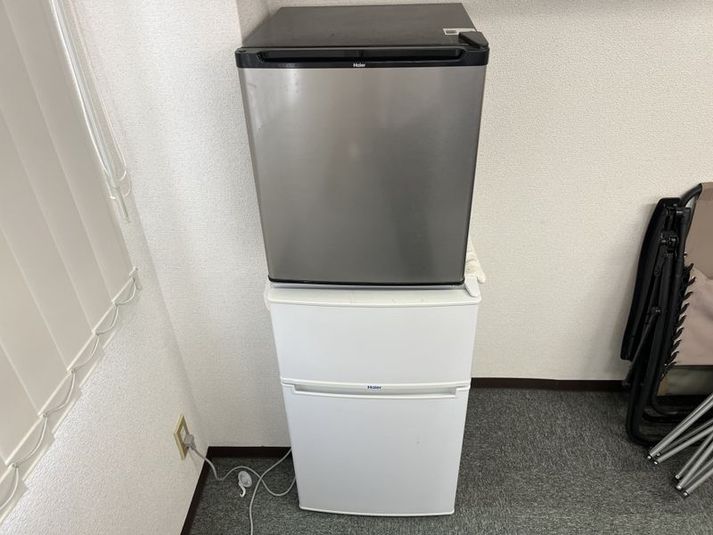 ポプラ　一枚板　ローテーブル　ベンチ　別荘　民泊　レンタルスペース　ホテル ポプラ 一枚板 ローテーブル ベンチ 別荘 民泊 レンタルスペース