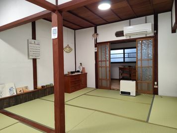 12畳あります。 - Casa Tocoton（カザトコトン） JR寺田町駅徒歩12分！105年目の古民家の室内の写真