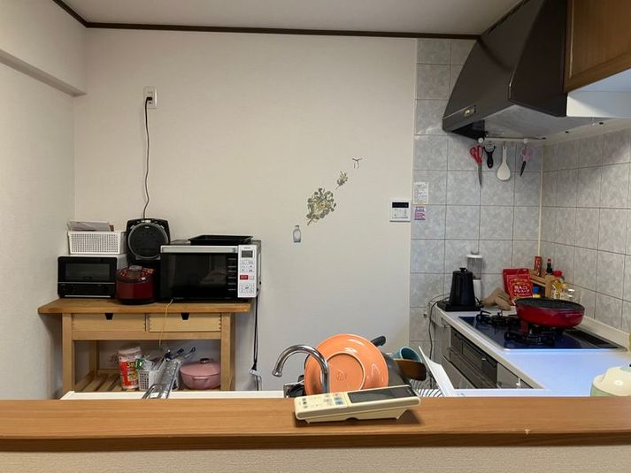 静かな独立した森の部屋 まるまる貸切一軒家の室内の写真