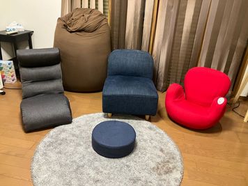 静かな独立した森の部屋 まるまる貸切一軒家の室内の写真