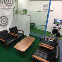 スマートショット新宿 会議利用　室内ゴルフ練習場２号室の室内の写真