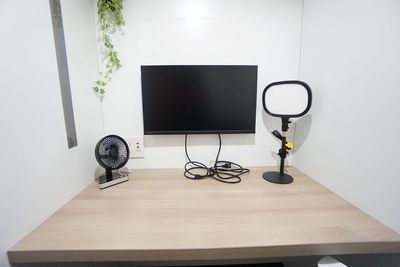 【ワークブース烏丸駅前】 ワークブース烏丸駅前No.1の室内の写真